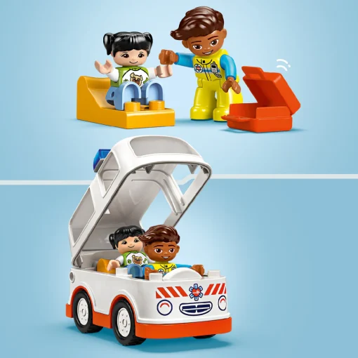 Đồ Chơi Lắp Ráp Xe Cứu Thương & Tài Xế LEGO DUPLO 10447 - Ảnh 6